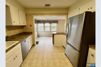 161 McKinley Place, Ridgewood, NJ 07450 - Photo 9