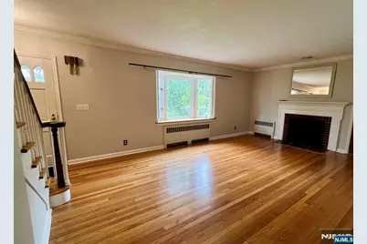 161 McKinley Place, Ridgewood, NJ 07450 - Photo 3
