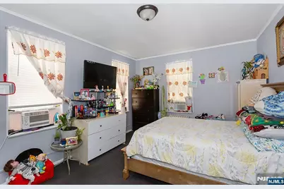 83 Westminster Place, Garfield, NJ 07026 - Photo 15