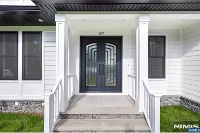 457 The Fenway, River Edge, NJ 07661 - Photo 3