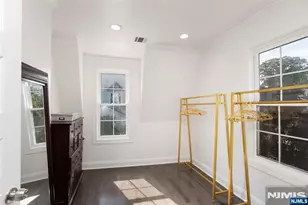 8 Franklin Pl, Montclair, NJ 07042 - Photo 17