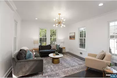 8 Franklin Place, Montclair, NJ 07042 - Photo 5