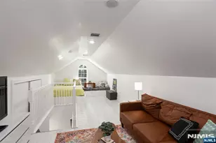 8 Franklin Pl, Montclair, NJ 07042 - Photo 23