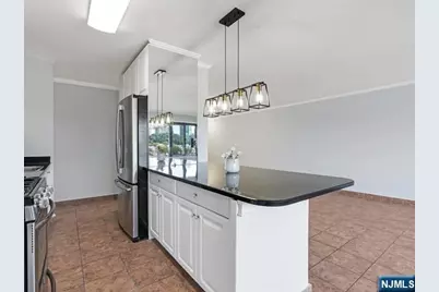 1203 River Road 10E #10E, Edgewater, NJ 07020 - Photo 13