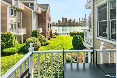 476 Buffalo Court, West New York, NJ 07093 - Photo 3