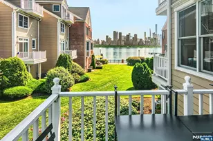 476 Buffalo Ct, West New York, NJ 07093 - Photo 3