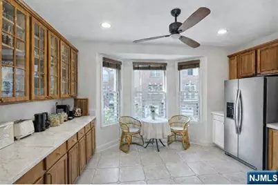 476 Buffalo Court, West New York, NJ 07093 - Photo 7