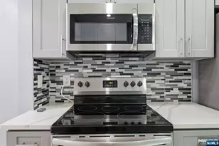 41 N Franklin Turnpike L, Ramsey, NJ 07446 - Photo 13