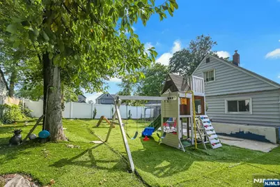 151 Knickerbocker Road, Englewood, NJ 07631 - Photo 27