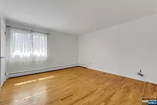268 Center St, Englewood Cliffs, NJ 07632 - Photo 23