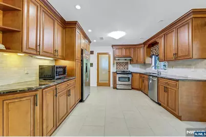 268 Center Street, Englewood Cliffs, NJ 07632 - Photo 7