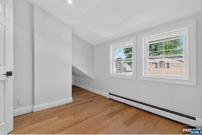 15 Morrissee Avenue, Wallington, NJ 07057 - Photo 25