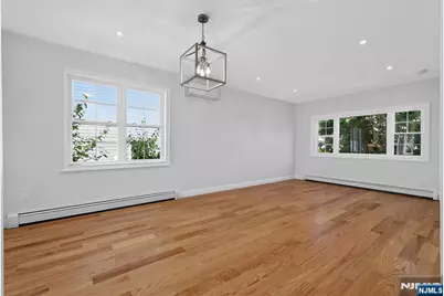 15 Morrissee Avenue, Wallington, NJ 07057 - Photo 5