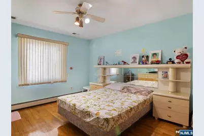 81 Hastings Avenue, Nutley, NJ 07110 - Photo 25