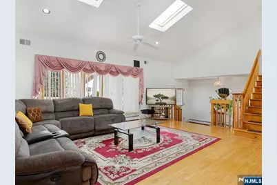 81 Hastings Avenue, Nutley, NJ 07110 - Photo 11