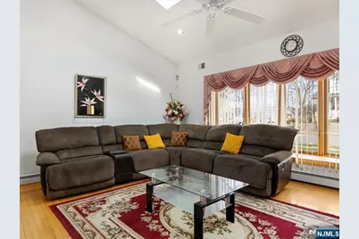 81 Hastings Avenue, Nutley, NJ 07110 - Photo 9