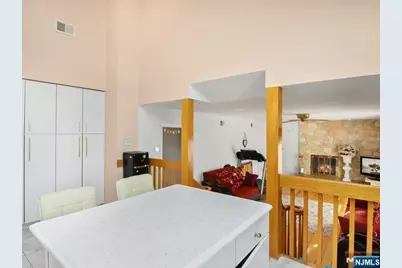 81 Hastings Avenue, Nutley, NJ 07110 - Photo 17
