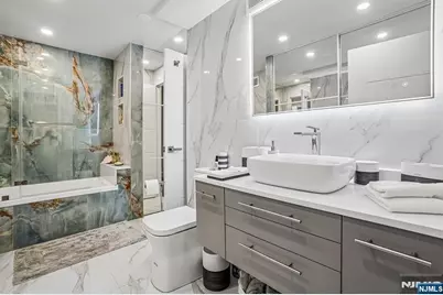 1055 River Road 408 #408, Edgewater, NJ 07020 - Photo 19