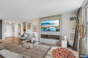 1055 River Road 408, Edgewater, NJ 07020 - Photo 3