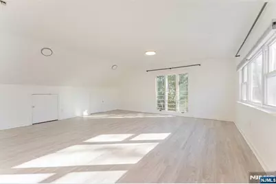 516 North Street, Teaneck Township, NJ 07666 - Photo 15