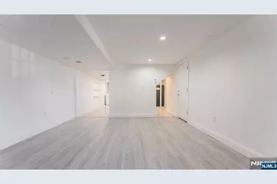 516 North Street, Teaneck Township, NJ 07666 - Photo 25