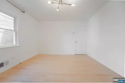 516 North Street, Teaneck Township, NJ 07666 - Photo 13