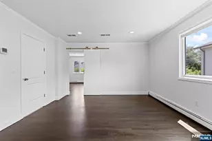 275 Alfred Ave, Englewood Cliffs, NJ 07632 - Photo 31