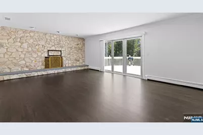 275 Alfred Avenue, Englewood Cliffs, NJ 07632 - Photo 19