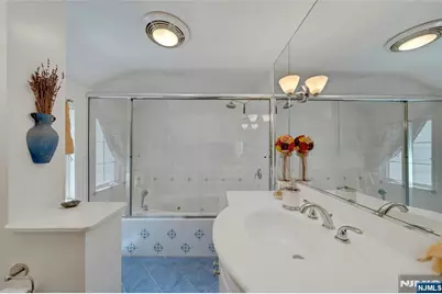 733 Lotus Avenue, Oradell, NJ 07649 - Photo 27