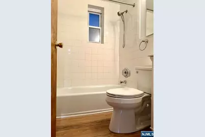 1620 Valley Street 1B #1B, Fort Lee, NJ 07024 - Photo 5
