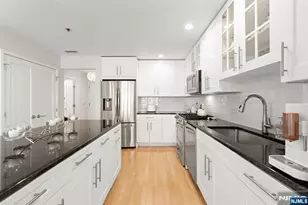 1125 Maxwell Ln 734, Hoboken, NJ 07030 - Photo 5