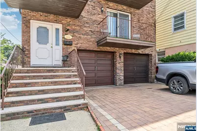 306 Desoto Place 2 #2, Fairview, NJ 07022 - Photo 3