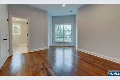 38 Forest Street 1 #1, Montclair, NJ 07042 - Photo 5
