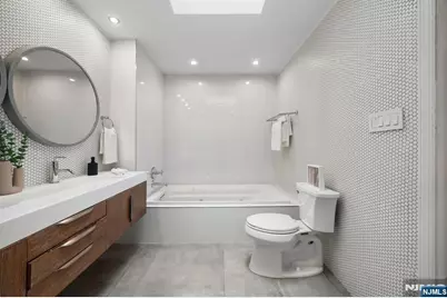 352 Gorge, Cliffside Park, NJ 07010 - Photo 11