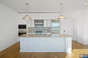 9 Somerset Ln 202, Edgewater, NJ 07020 - Photo 5