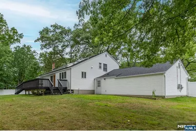 800 Winding Way, Westwood, NJ 07675 - Photo 7
