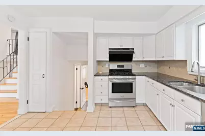 800 Winding Way, Westwood, NJ 07675 - Photo 31
