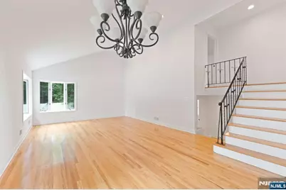 800 Winding Way, Westwood, NJ 07675 - Photo 17