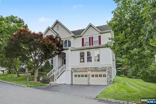 29 Skytop Ridge, Oakland, NJ 07436 - Photo 1