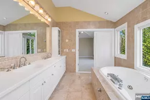 703 Stewart St, Ridgefield, NJ 07657 - Photo 29