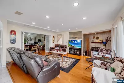 703 Stewart Street, Ridgefield, NJ 07657 - Photo 17