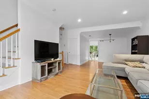 9 Hackensack Ave, Weehawken, NJ 07086 - Photo 3