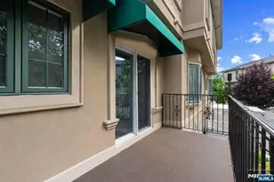 9 Hackensack Ave, Weehawken, NJ 07086 - Photo 15