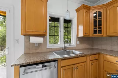 9 Hackensack Avenue, Weehawken, NJ 07086 - Photo 13