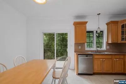 9 Hackensack Avenue, Weehawken, NJ 07086 - Photo 9