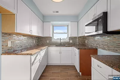 219-221 Clinton Place, Newark, NJ 07112 - Photo 3