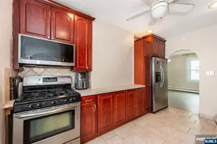 161 Walnut Ave, Bogota, NJ 07603 - Photo 7