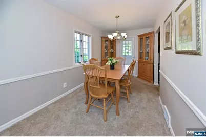 14-01 Floral Avenue, Fair Lawn, NJ 07410 - Photo 7