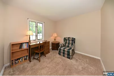 14-01 Floral Avenue, Fair Lawn, NJ 07410 - Photo 13