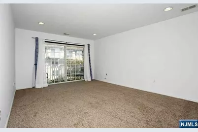 261 Riverwalk Way Q174 #Q174, Clifton, NJ 07014 - Photo 17